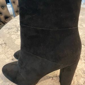 BCBG Suede Black Boots sz 10